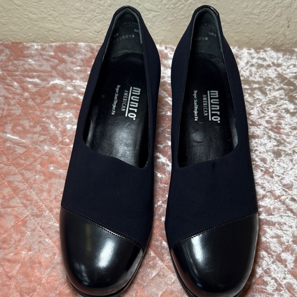 Munro Navy and Black Cap-Toe Slip-Ons